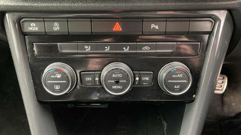 Volkswagen T-Roc 1.5 TSI EVO SEL 5dr Petrol Hatchback